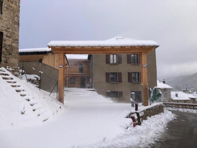 Grange Nere Le Clos Des Ours Matemale Eksteriør billede