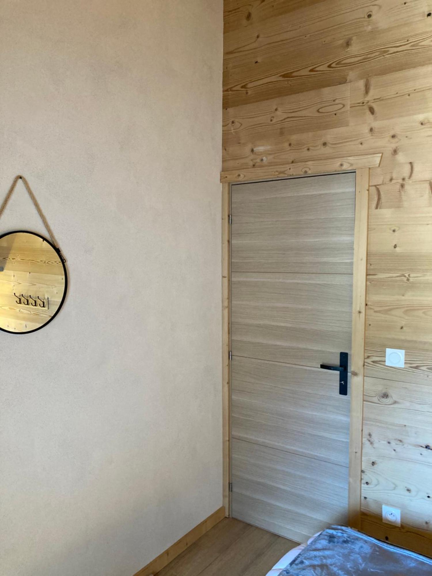 Grange Nere Le Clos Des Ours Matemale Eksteriør billede
